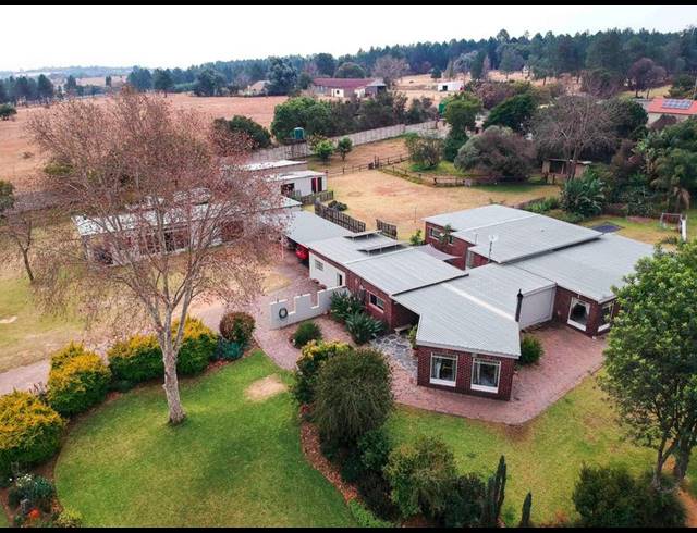 FARM FOR SALE IN ZONNEHOEWE